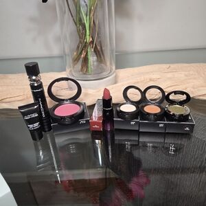 Mac Cosmetics 7 Piece Set